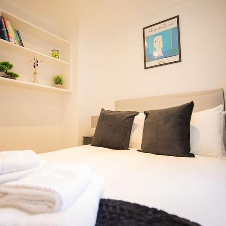 Perfect Location 4Bed 2 Bath Spacious Apartment London Eksteriør billede